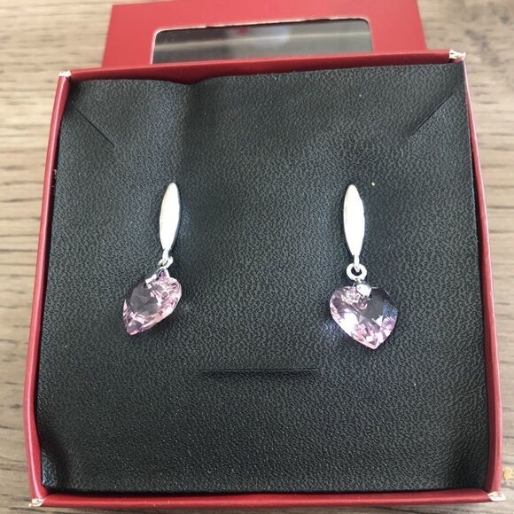 INFINITE LOVE EARRING LIGHT AMETHYST SWAROVSKI CRYSTAL + WHITE RHODIUM PLATED - Picture 2 of 6